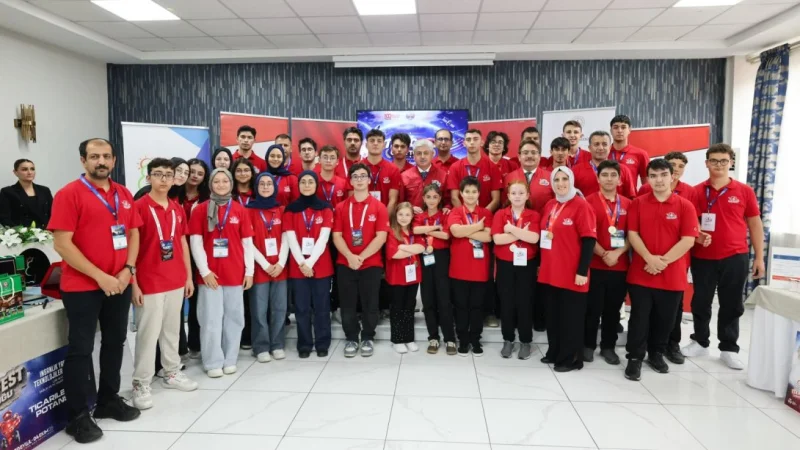 Sakaryalı Öğrencilerin TEKNOFEST Başarısı Ödülle Taçlandı