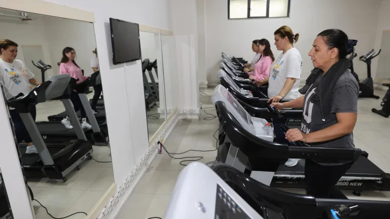 Şehzadeler Belediyesi Kadın Spor Merkezi'nde Haftanın 5 Günü Spor İmkânı