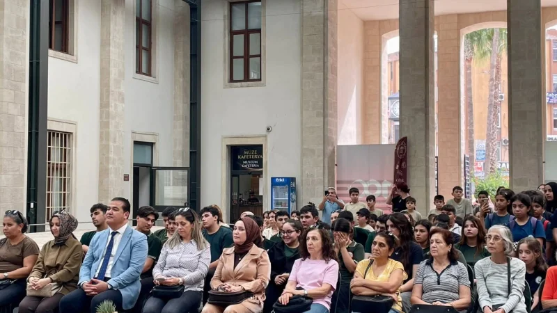 Tarsus Müzesi'nde Öğrenciler İçin 'Opera Dinliyorum' Etkinliği Düzenlendi