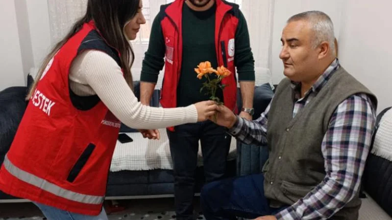 Adıyaman'da Dünya Beyaz Baston Günü Kapsamında Hane Ziyaretleri Yapıldı