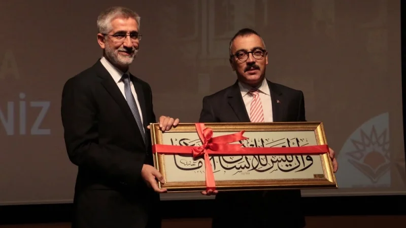Ataşehir'de İmam Hatip Liselerinin Kuruluş Yıl Dönümü Programı Düzenlendi