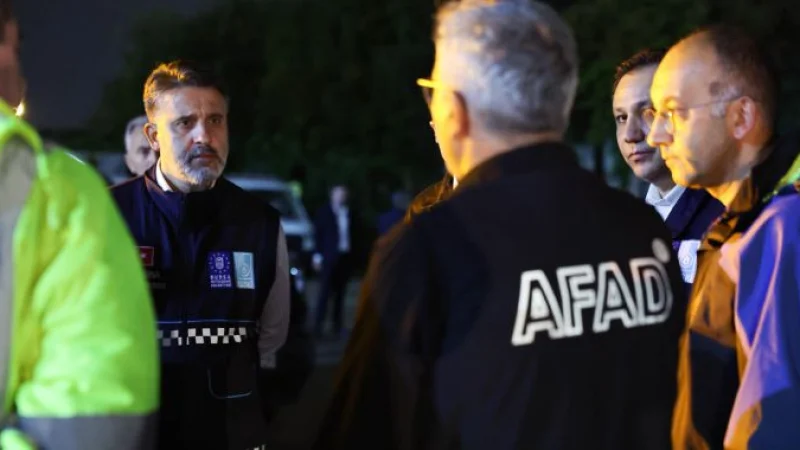 Bursa'da Kuvvetli Yağış ve Fırtına Alarmı: 1126 Personel Görev Başında