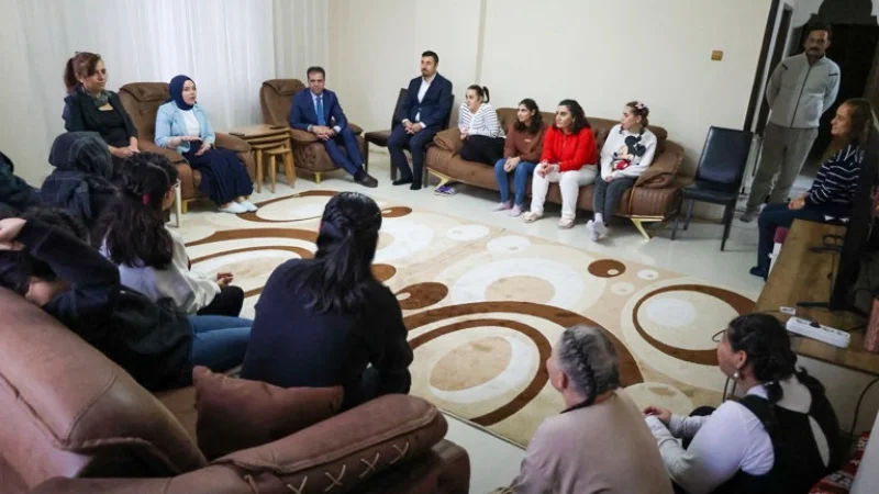 Diyarbakır'da Umut Evi Sakinlerine Ziyaret