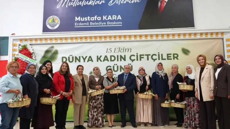 Erdemli Belediyesi'nden Kadın Çiftçilere Özel Program ve Destek Müjdesi