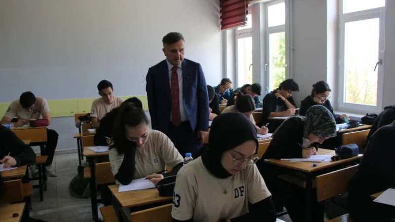 Kayseri Develi'de MEBİ Destekli Ortak Deneme Sınavı Uygulandı