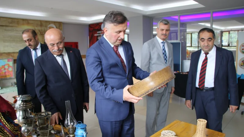 Kayseri İl Milli Eğitim Müdürü Coşkun Esen'den Develi'de Okul Ziyareti