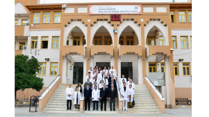 Mersin Valisi Atilla Toros'tan Yahya Günsür Mesleki ve Teknik Anadolu Lisesi'ne Ziyaret