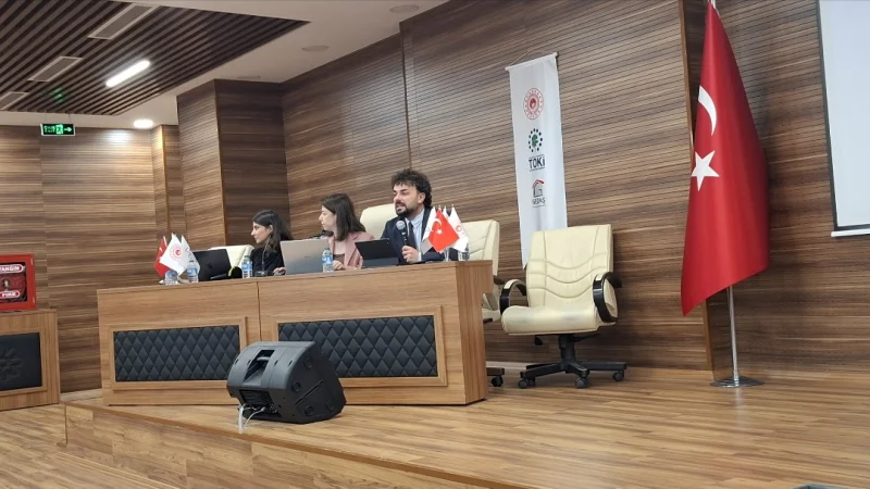 Trabzon Sürmene'de Kentsel Dönüşüm Süreci: Hak Sahipleriyle Bilgilendirme Toplantısı Yapıldı