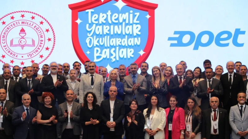 Antalya'da 'Tertemiz Yarınlar Okullardan Başlar' Projesi İçin Bilgilendirme Toplantısı