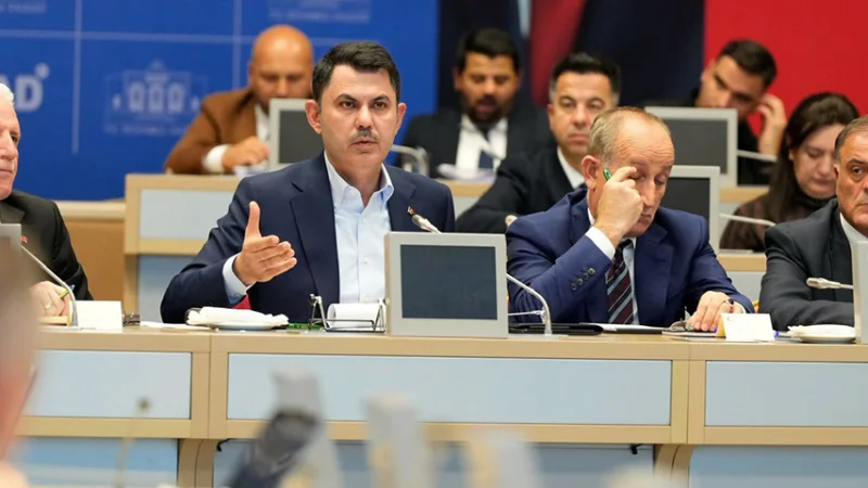Bakan Kurum İstanbul'daki Sel Felaketinin Ardından Açıklamalarda Bulundu: 83 Yılın En Yüksek Yağışı