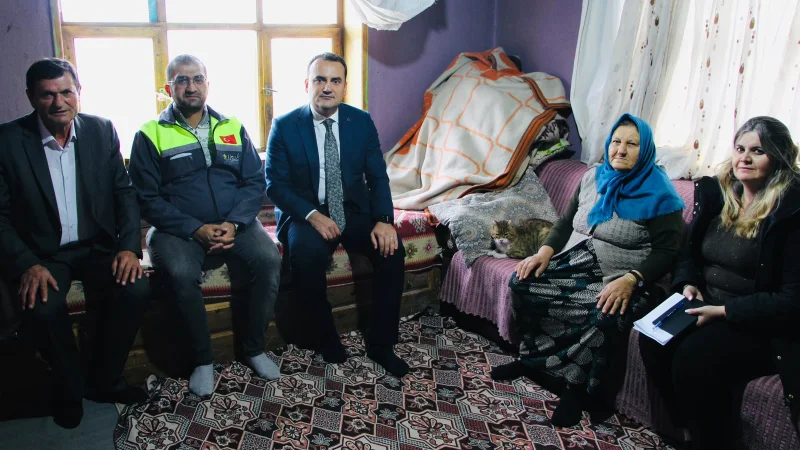 Banaz Kaymakamlığı'ndan 'Şefkat Uşak' Projesi Kapsamında Hane Ziyaretleri