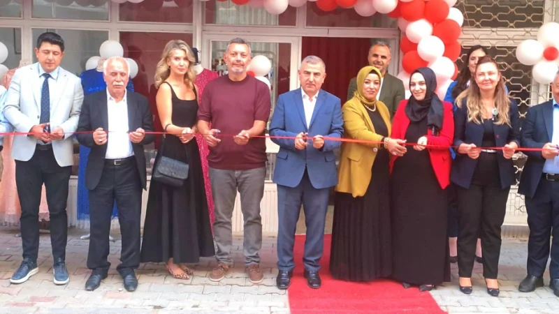 Bornova'da ADEM Kursunu Tamamlayan Kadınlar Kendi Atölyelerini Açtı