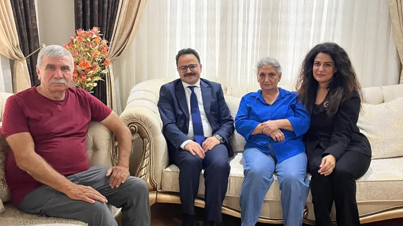 Çukurova Kaymakamı Hakan Alkan'dan Şehit Ailesine Ziyaret