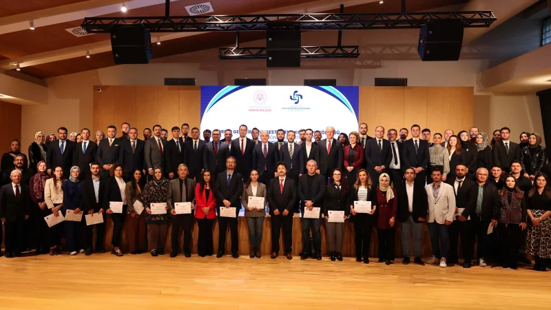 Konya'da Proje Döngüsü Yönetimi Eğitimi Tamamlandı: 114 Kişi Sertifika Aldı