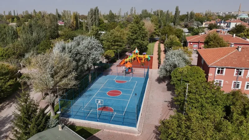 Melikgazi'de Yenilenen Deringöz Parkı ve Yüzme Havuzu İçin Tanıtım Töreni Düzenlenecek
