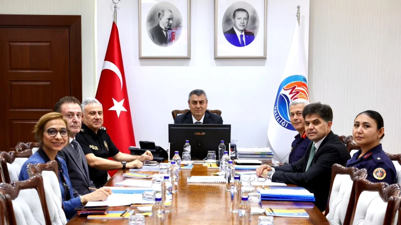 Mersin'de Okullarda Güvenlik Önlemleri Masaya Yatırıldı