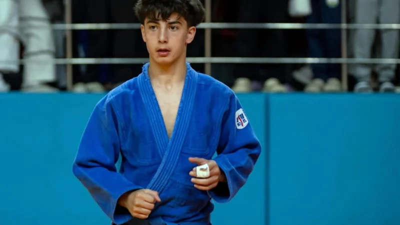 Milli Sporcu Hamza Ayan Fransa'da Şampiyon Oldu