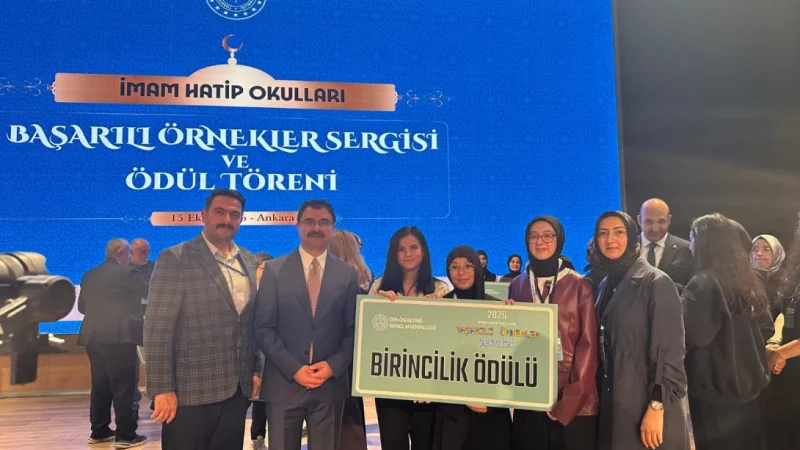 Tekirdağ'dan Türkiye Birinciliği: Şehit Metin Arslan Kız Anadolu İmam Hatip Lisesi Zirveye Yerleşti