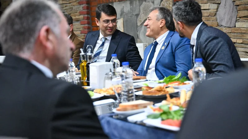 Uşak Valisi Dr. Serdar Kartal, Şehit Aileleri ve Gazilerle Buluştu