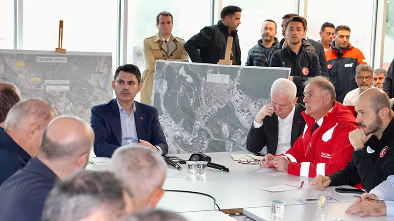 Ayazağa'daki Sel Felaketinin Ardından Bakan Kurum'dan Kentsel Dönüşüm İçin İki Seçenek