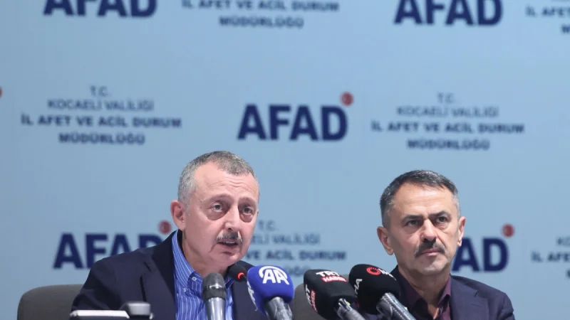 Kocaeli'de Sel Felaketi Sonrası Destek Paketi: Evlere 20 Bin, Esnafa 40 Bin TL