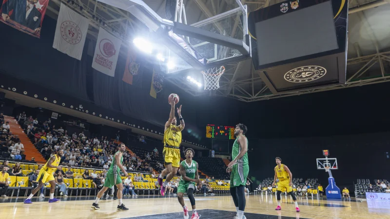 Mersin Spor Kulübü Darüşşafaka Lassa Maçını Kazanarak Namağlup Unvanını Korudu