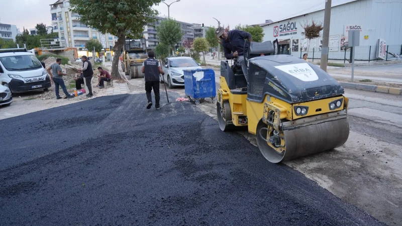 Adıyaman'da Mimar Sinan Mahallesi'nde Yollar Yenileniyor