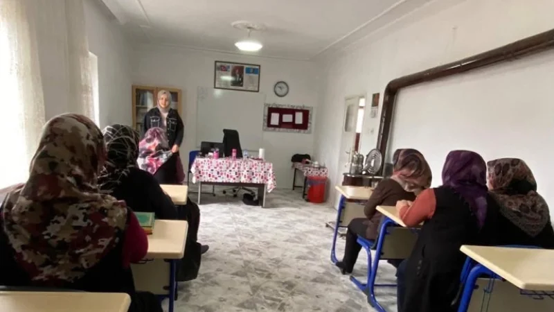 Aksaray'da Aile İçi İletişim ve Farkındalık Eğitimleri Düzenlendi