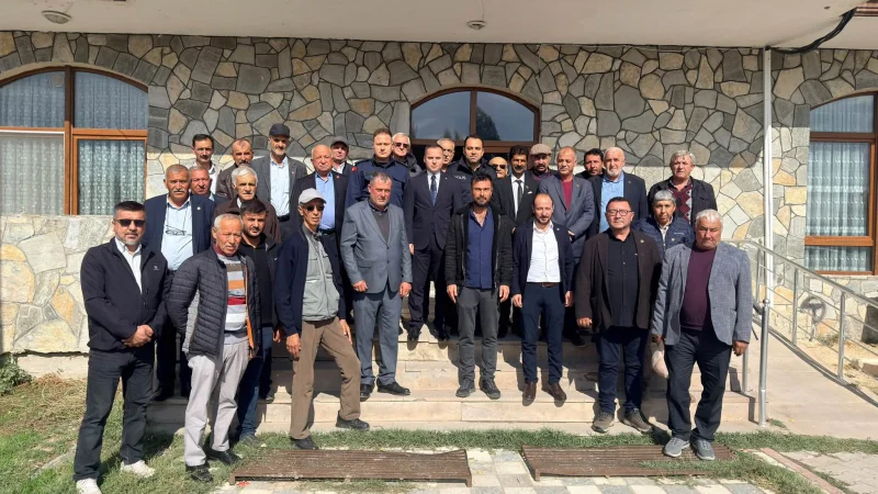 Alpu'da Muhtarlar Günü Dolayısıyla Program Düzenlendi