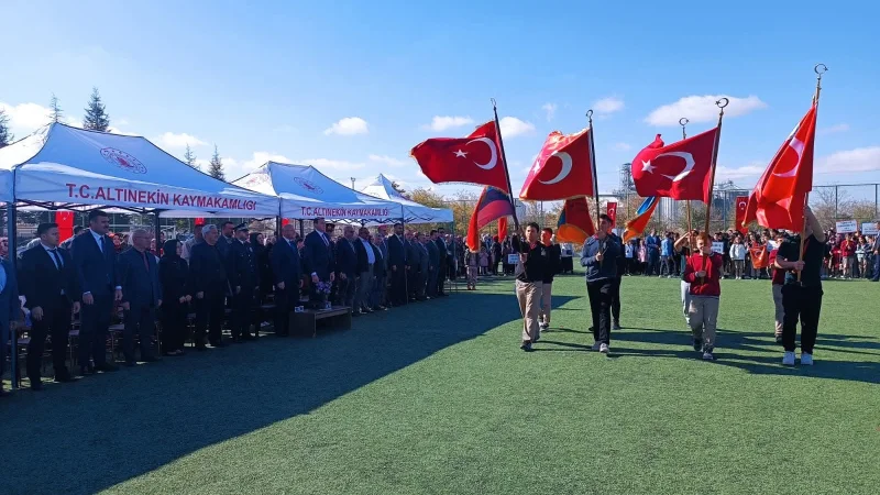 Altınekin'de 29 Ekim Cumhuriyet Bayramı Coşkuyla Kutlandı