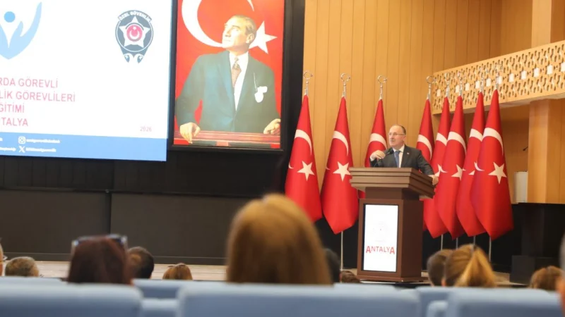 Antalya'da Okul Güvenliği İçin Bilgilendirme Toplantısı Düzenlendi