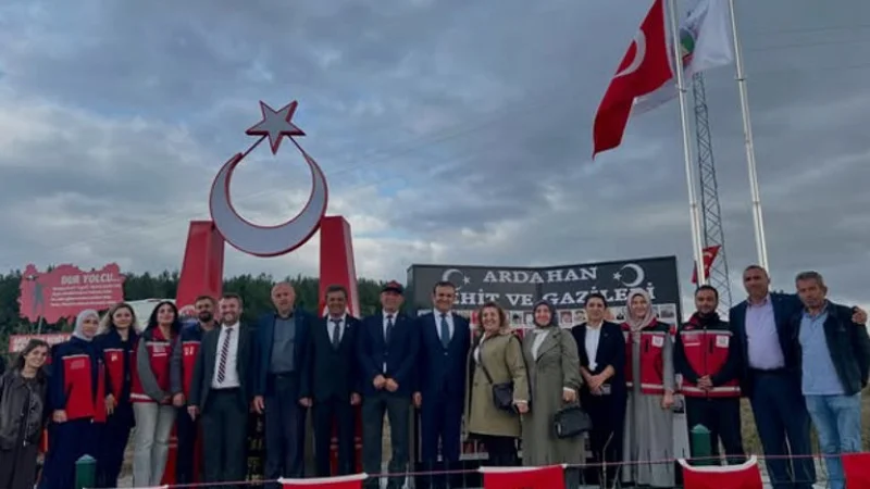 Ardahan'da Şehit ve Gaziler Anıtı Dualarla Açıldı