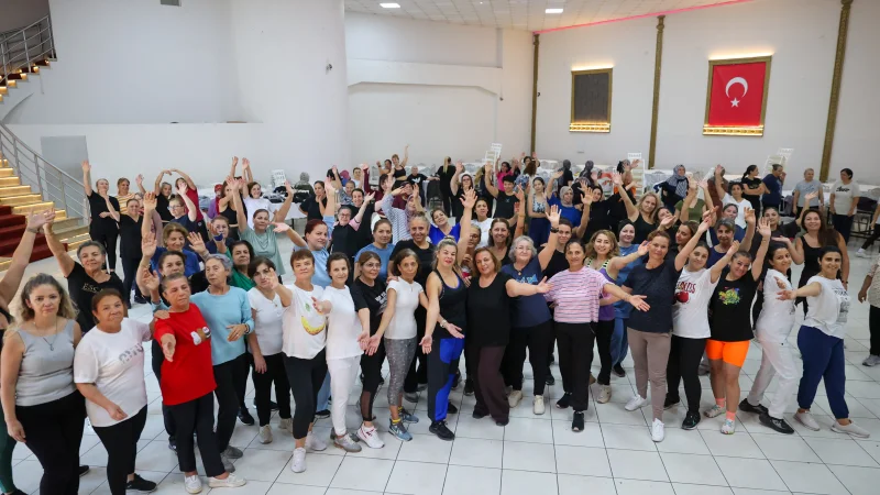 Buca Belediyesi'nin Ücretsiz Kış Spor Kurslarına Kadınlardan Yoğun İlgi