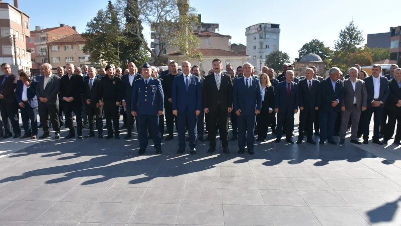 Bursa'nın Yenişehir İlçesinde 19 Ekim Muhtarlar Günü Törenle Kutlandı