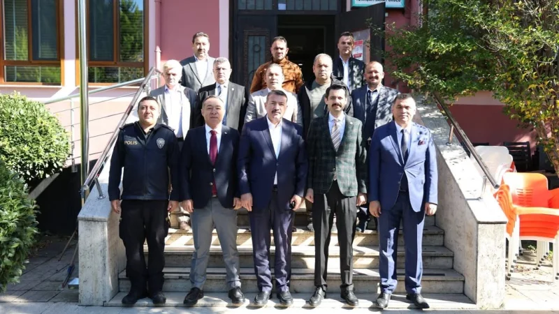 Devrek'te 19 Ekim Muhtarlar Günü Dolayısıyla Kahvaltı Programı Düzenlendi