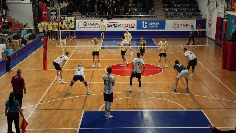 Düzce Belediyespor Voleybol Takımı Fenerbahçe Medicana'yı Mağlup Etti