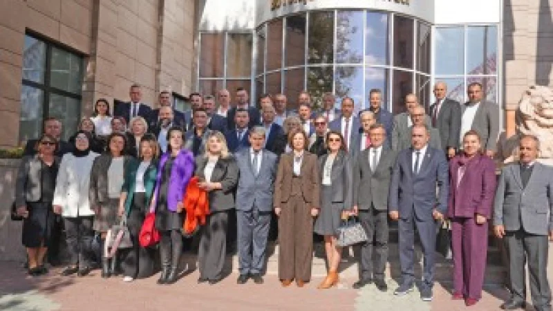 Eskişehir Büyükşehir Belediyesi'nden Muhtarlar Günü Buluşması