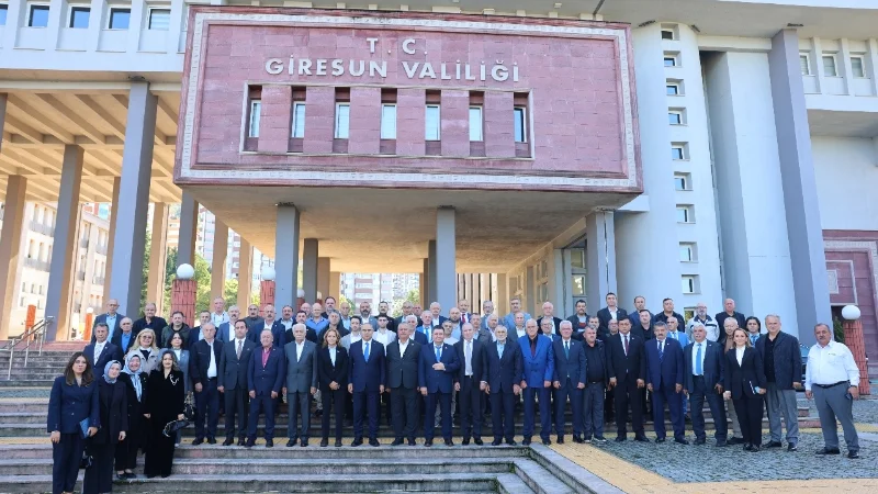 Giresun'da 19 Ekim Muhtarlar Günü Törenle Kutlandı