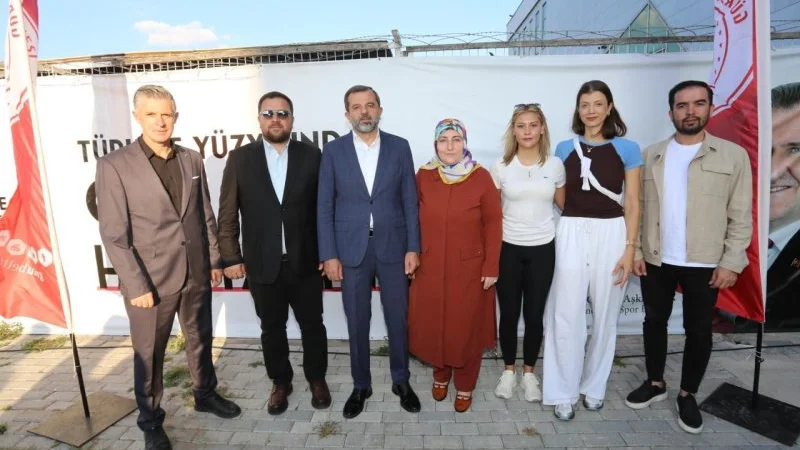 Gürsu'da Kadınlara Yönelik Ücretsiz Yüzme Kursları Tamamlandı