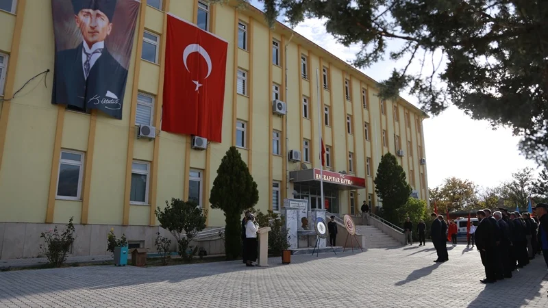 Halkapınar'da 10 Kasım Atatürk'ü Anma Programı Düzenlendi