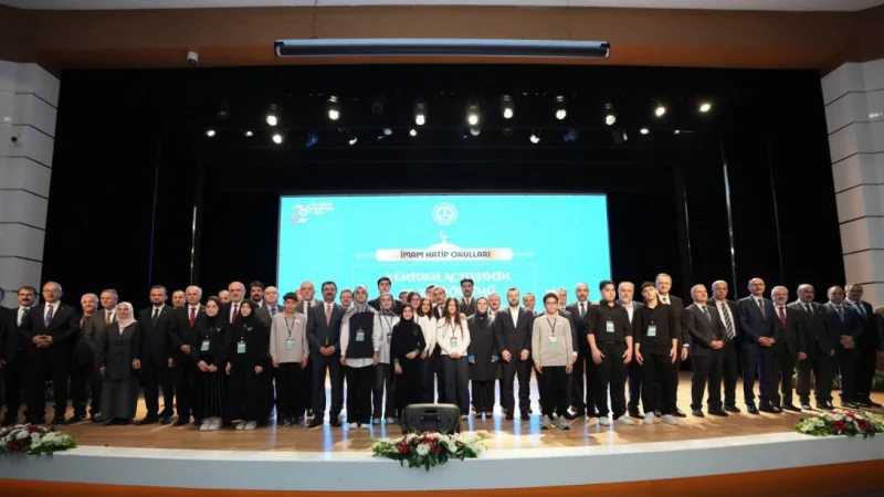 İmam Hatip Okullarının 75. Yıl Dönümü Ankara'da Kutlandı