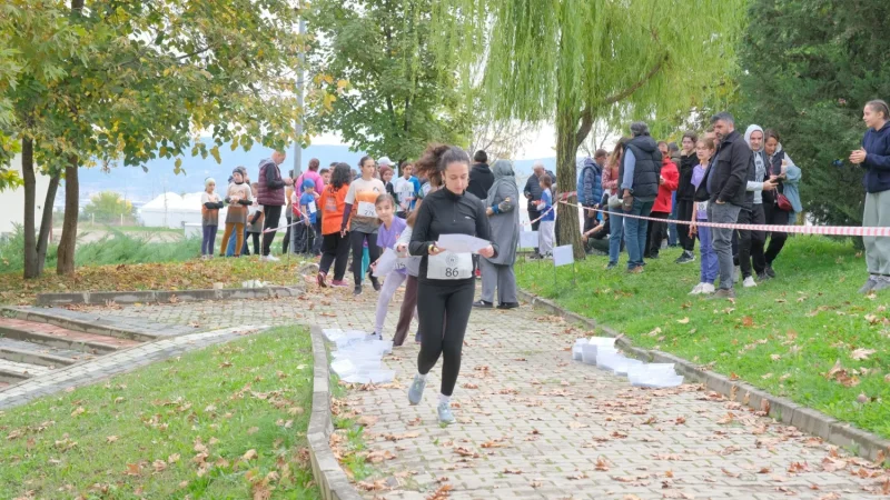 İnegöl'de Oryantiring İl Müsabakaları 300 Sporcunun Katılımıyla Gerçekleştirildi