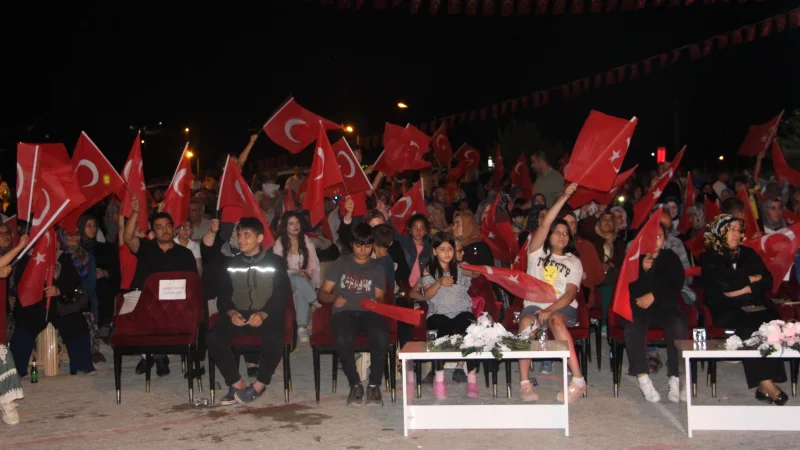 Kadınhanı'nda 15 Temmuz Demokrasi ve Millî Birlik Günü Anma Programı Düzenlendi