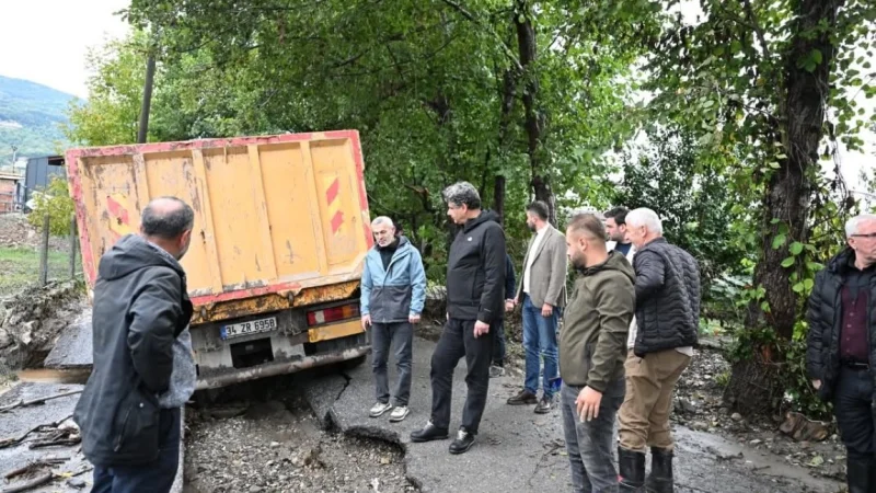 Kartepe'de Şiddetli Yağış Sonrası Ekipler Teyakkuzda