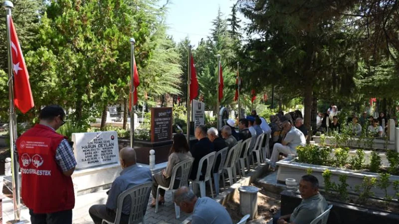 Kırıkkale'de Şehit Jandarma Uzman Çavuş Suat Yalçın Kabri Başında Anıldı