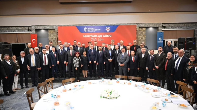 Kocaeli'de 19 Ekim Muhtarlar Günü Dolayısıyla Yemek Programı Düzenlendi