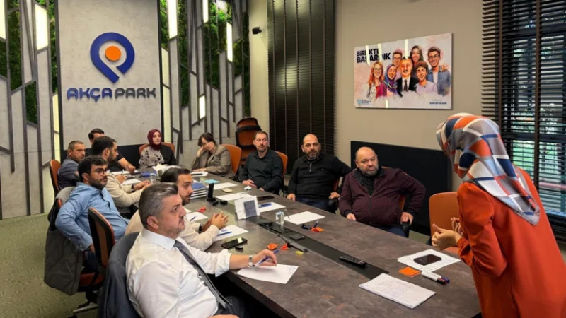 Kocaeli'de Kurum Personeline Aile İçi İletişim ve Stres Yönetimi Eğitimi