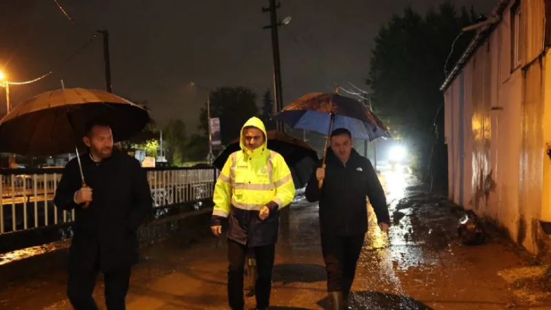 Kocaeli'nin Başiskele İlçesinde Sel Felaketinin Yaraları Sarılıyor