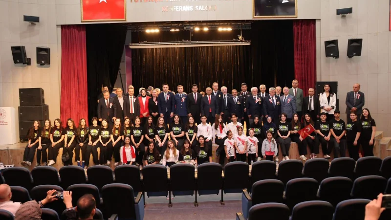 Körfez'de 19 Mayıs Coşkusu: Kutlama Programı Gerçekleştirildi