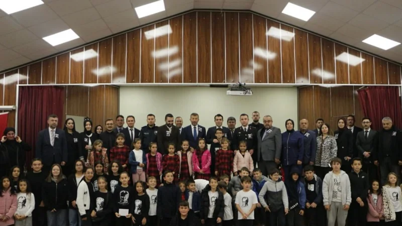 Kütahya'nın Pazarlar İlçesinde Atatürk'ün Anma Yıldönümü Törenleri Düzenlendi